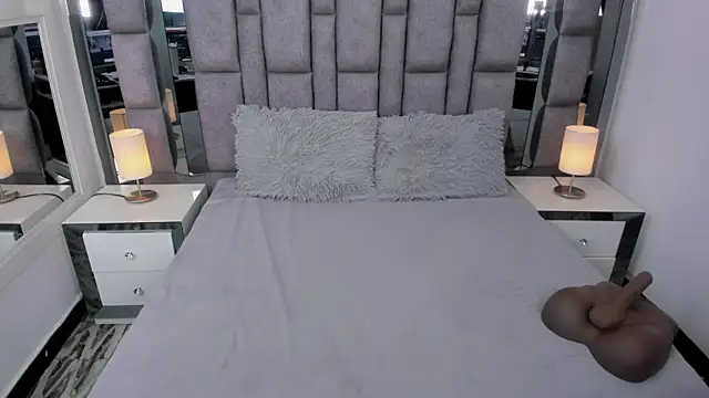 EMMAHILL1 online show from 09-20-25, 06:31