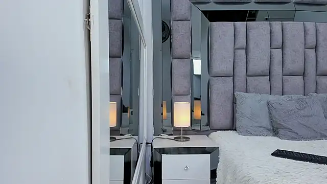 EMMAHILL1 online show from 12-18-25, 11:16