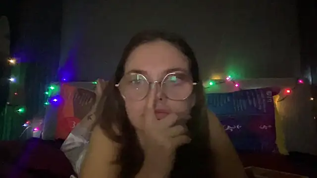 lovebellagrey online show from 12-16-24, 10:45