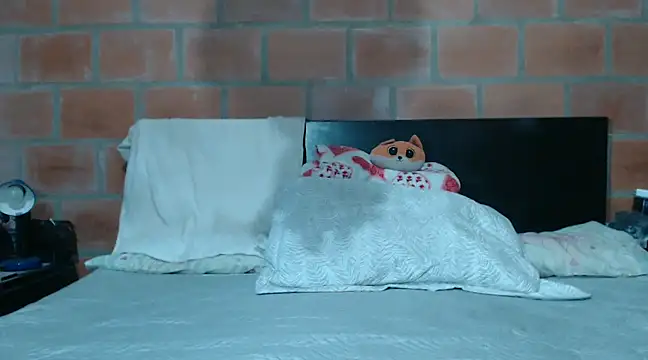 Snapshot of DevoraAmateur chatting on 12-14-24, 08:29 DevoraAmateur online show from 12-14-24, 08:29