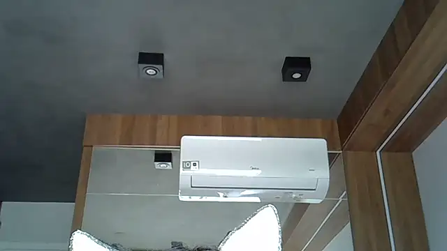 Skinny-Kitten online show from 10-08-25, 04:59