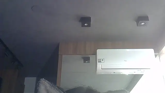 Skinny-Kitten online show from 11-28-25, 03:53