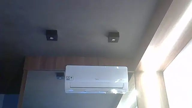 Skinny-Kitten online show from 02-08-26, 09:29