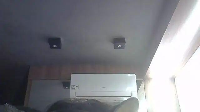 Snapshot of Skinny-Kitten chatting on 06-06-26, 03:33 Skinny-Kitten online show from 06-06-26, 03:33
