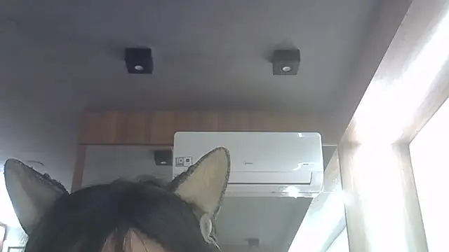 Snapshot of Skinny-Kitten chatting on 06-07-26, 05:22 Skinny-Kitten online show from 06-07-26, 05:22