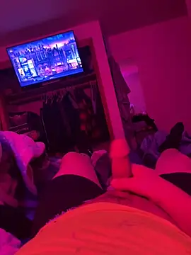 Snapshot of prekumstud chatting on 01-24-25, 01:57 prekumstud online show from 01-24-25, 01:57