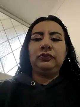 Abril Luv online show from 09-20-25, 11:00