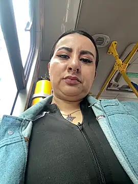 Abril Luv online show from 02-20-26, 12:16