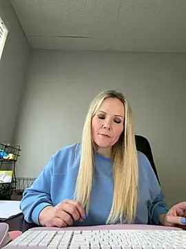 Sexual Lovable Doll online show from 02-27-26, 08:42