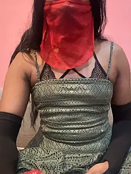 Snapshot of Femcrossy chatting on 04-03-26, 04:49 Femcrossy online show from 04-03-26, 04:49