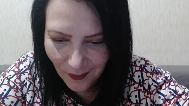Snapshot of Mirabelle_Sweet chatting on 10-17-25, 06:43 Mirabelle Sweet online show from 10-17-25, 06:43