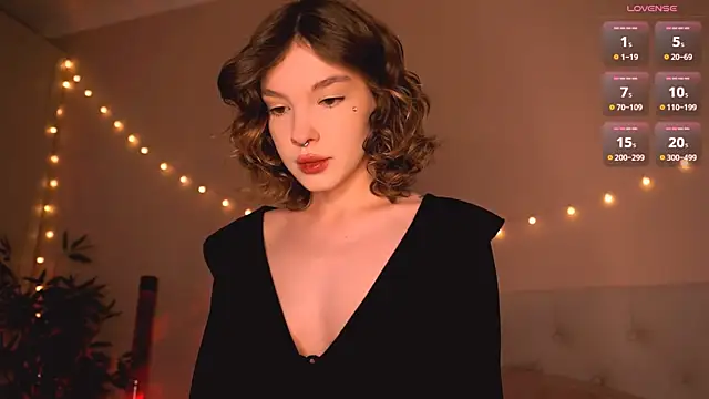 Snapshot of morphesoull chatting on 10-09-25, 02:04 morphesoull online show from 10-09-25, 02:04