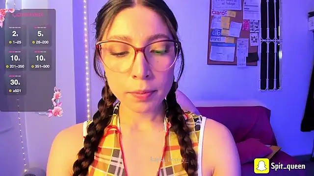 Snapshot of Spit_queen chatting on 06-02-26, 01:46 Spit queen online show from 06-02-26, 01:46