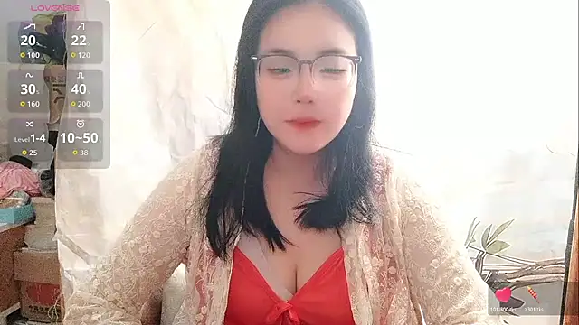 Vivianangn-e online show from 04-27-26, 01:25