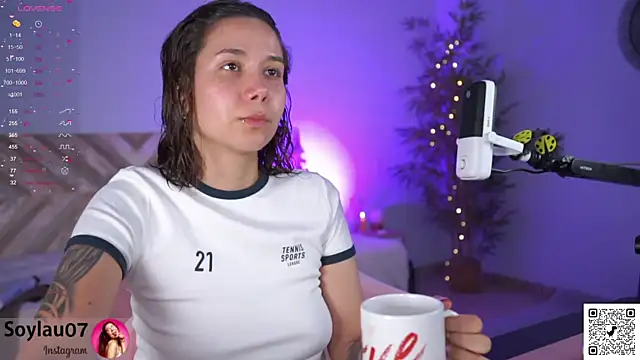 imjess01 online show from 04-20-26, 03:48