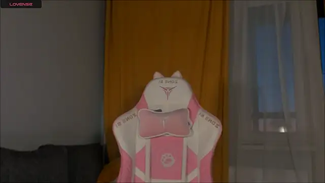 Amelia Lein online show from 03-22-25, 03:20