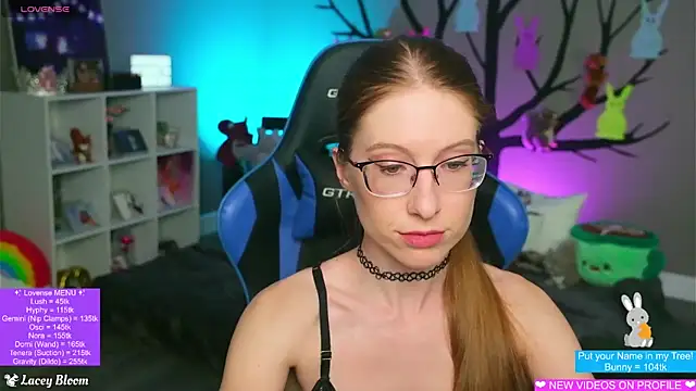 TheLaceyBloom online show from 04-24-26, 01:30