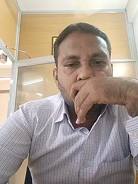 Snapshot of adicma123 chatting on 10-08-25, 08:12 adicma123 online show from 10-08-25, 08:12