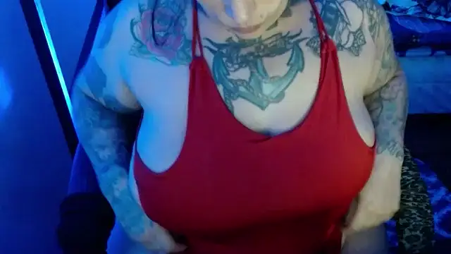 Snapshot of VampGirl1 chatting on 03-14-25, 10:27 VampGirl1 online show from 03-14-25, 10:27