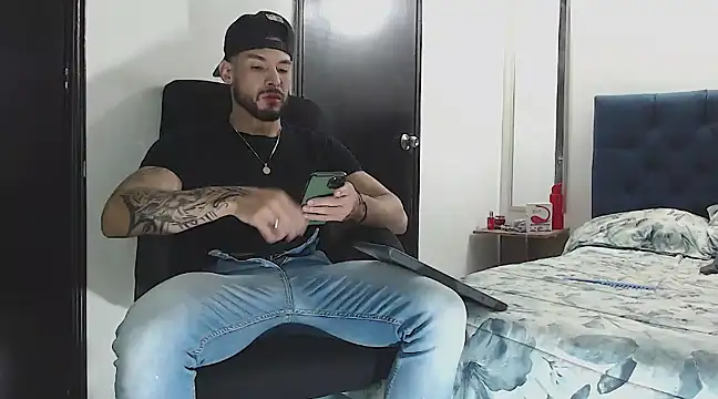 danielconor 26 online show from 12-27-24, 12:50