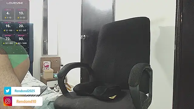 danielconor 26 online show from 10-04-25, 11:14