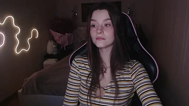 Snapshot of jeann_elsaa chatting on 12-01-24, 11:36 jeann elsaa online show from 12-01-24, 11:36