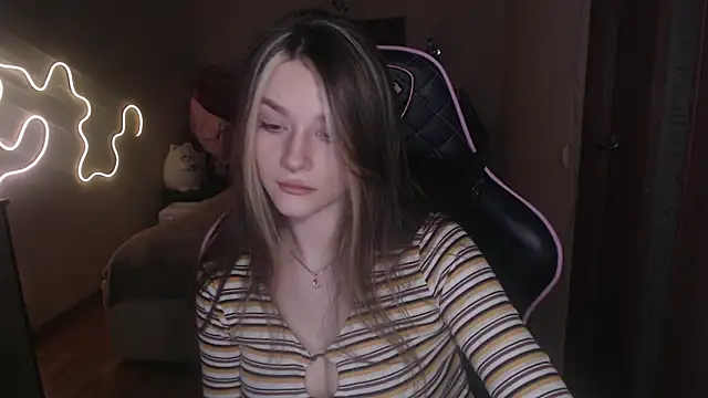 Snapshot of jeann_elsaa chatting on 01-30-25, 08:21 jeann elsaa online show from 01-30-25, 08:21