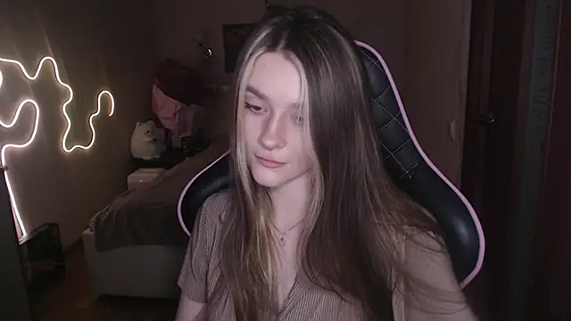 Snapshot of jeann_elsaa chatting on 02-25-25, 09:35 jeann elsaa online show from 02-25-25, 09:35