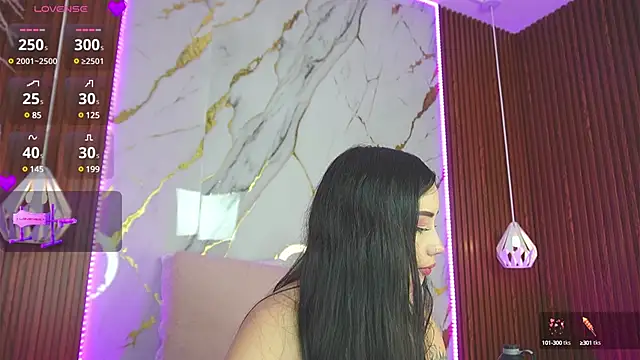 haylie  online show from 01-22-25, 04:23