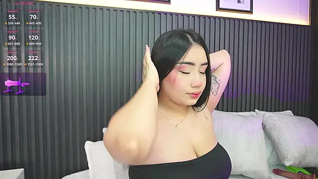 haylie  online show from 12-14-25, 06:52