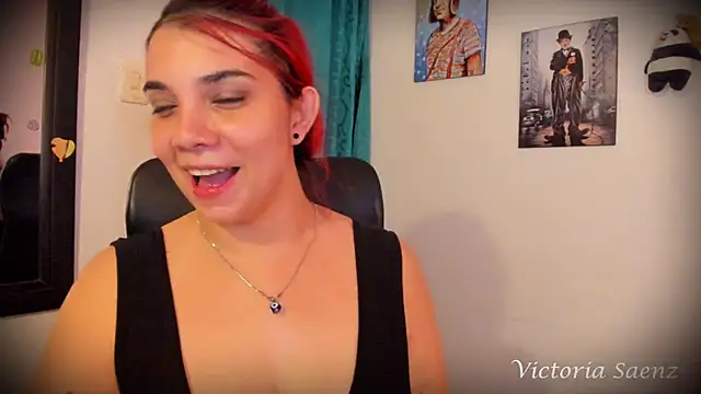 victoriaasaenz  online show from 02-19-25, 04:12