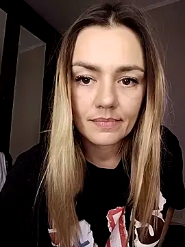 KrissSexi online show from 10-21-25, 12:17