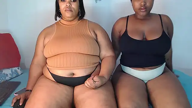 SexyAmeena2002 online show from 01-08-26, 09:28