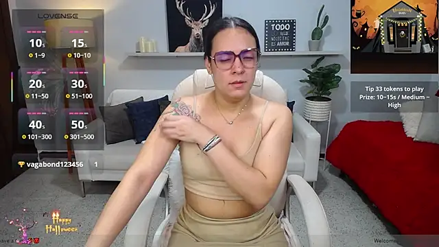 Snapshot of Bianca____ chatting on 10-22-25, 12:55 Bianca online show from 10-22-25, 12:55