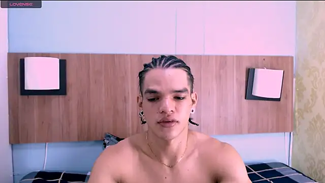 Snapshot of AlbertBernal69 chatting on 01-30-25, 02:06 AlbertBernal69 online show from 01-30-25, 02:06