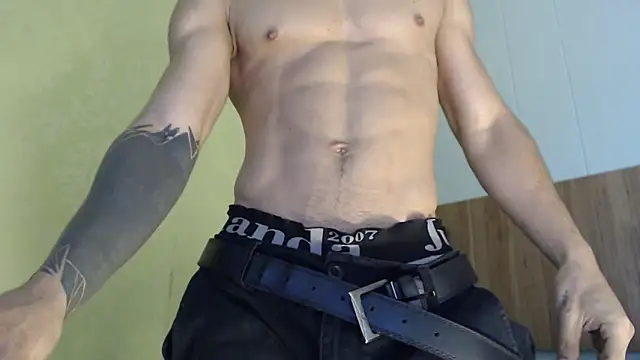 Snapshot of AlbertBernal69 chatting on 03-21-25, 09:45 AlbertBernal69 online show from 03-21-25, 09:45