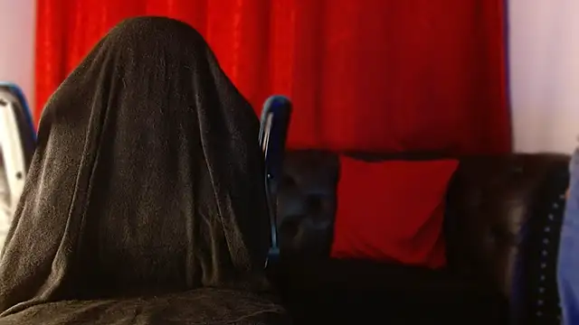 Snapshot of AlbertBernal69 chatting on 12-18-25, 02:50 AlbertBernal69 online show from 12-18-25, 02:50