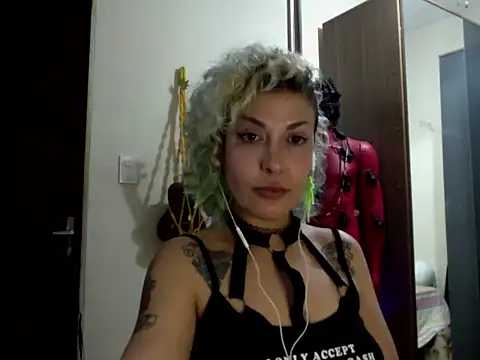MariLouM online show from 07-28-26, 11:58