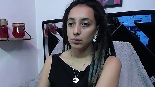 Snapshot of ORIANNA_BODMOD chatting on 12-14-24, 11:50 ORIANNA BODMOD online show from 12-14-24, 11:50