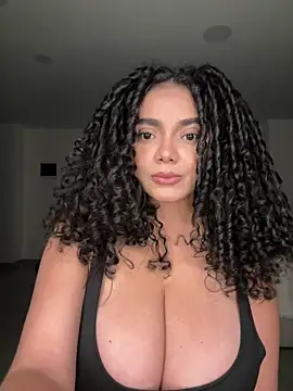 Mariecurl online show from 06-12-26, 12:31