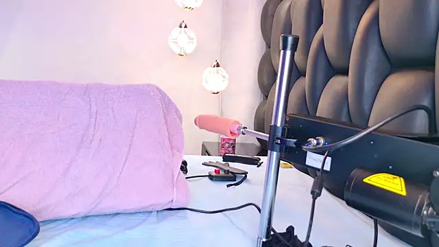 NathaxaLeans online show from 02-11-25, 11:54