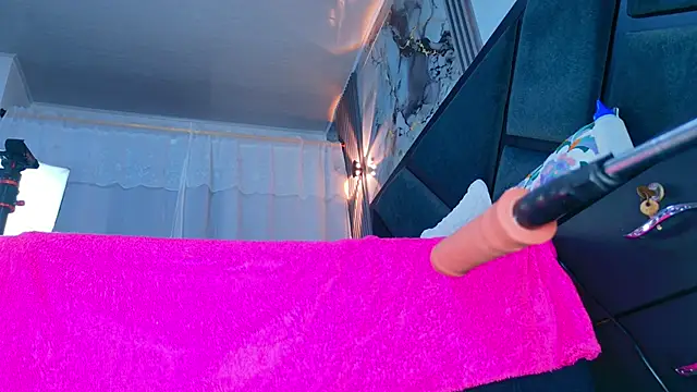 NathaxaLeans online show from 03-06-26, 12:01