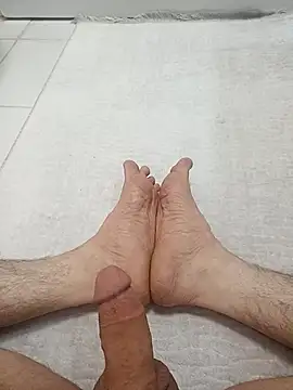 Hardapple01 online show from 03-13-25, 11:05