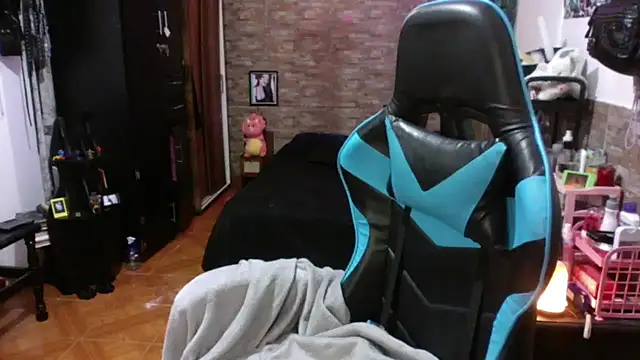 AngelaQueen  online show from 01-15-26, 04:22