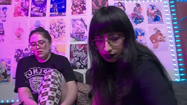 snowblack  online show from 01-02-25, 01:30