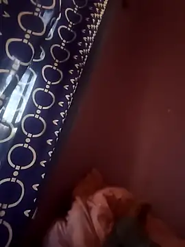 Snapshot of Santoduwa chatting on 12-14-25, 11:04 Santoduwa online show from 12-14-25, 11:04