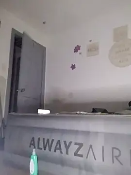 SlimBeenBadd1981 online show from 09-10-25, 12:27