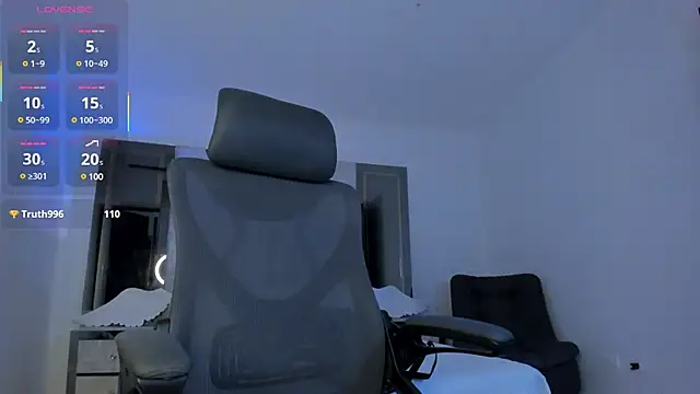 LunaBaker-1 online show from 02-12-25, 03:07