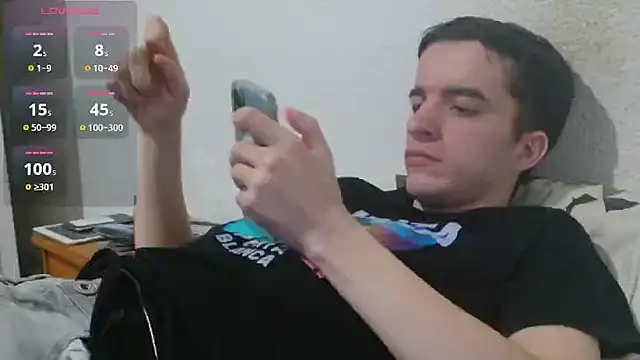 Tombgy07 online show from 04-28-26, 07:08