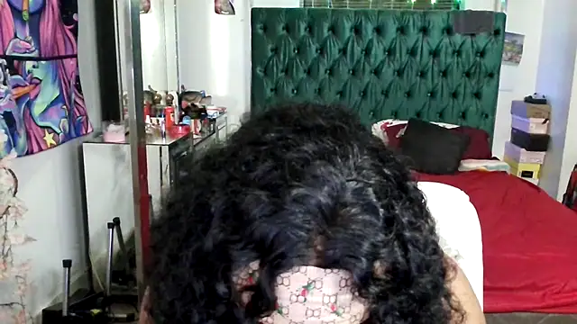 YasmineMinaj online show from 09-18-25, 03:30